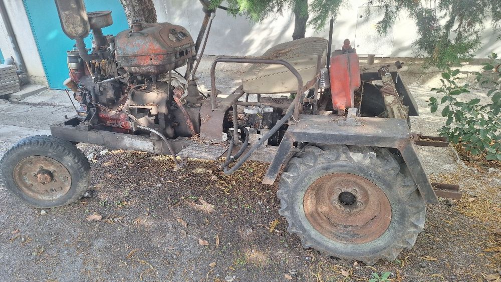 Самоделно тракторче с двигател 25 конски сили т25 и т 16 владимировец