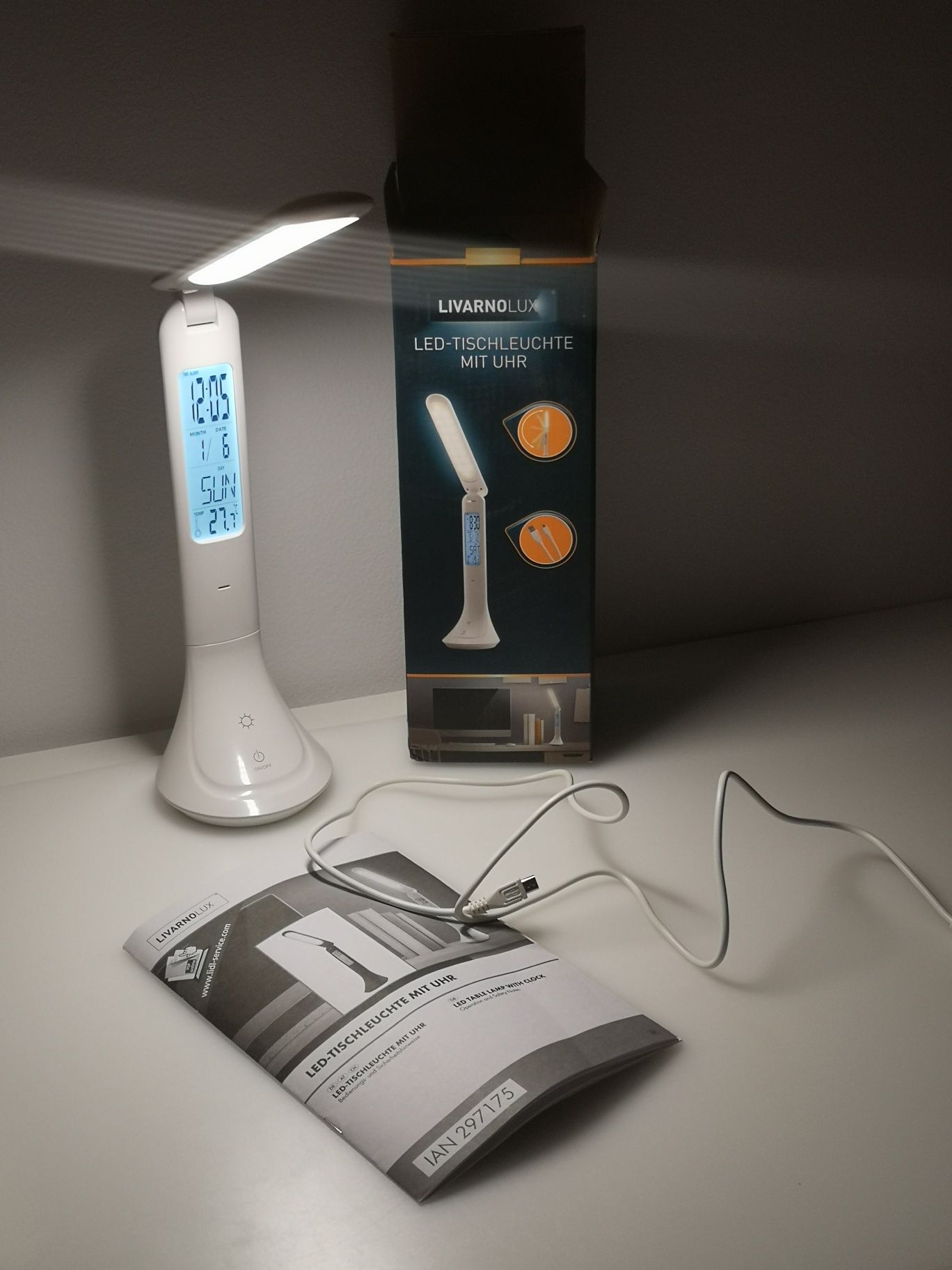 Lampă LED de masă dimabilă tactilă cu afișaj LED/4W/5V albă