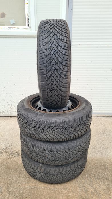 Vand jante otel RENAULT + anvelope de iarna 195.65 R15, 5x114.3 !!