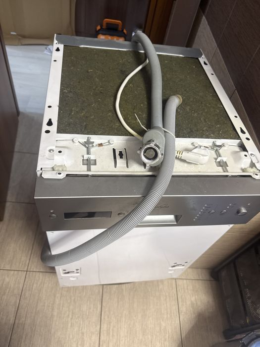 Vand masina de spalat vase Whirlpool