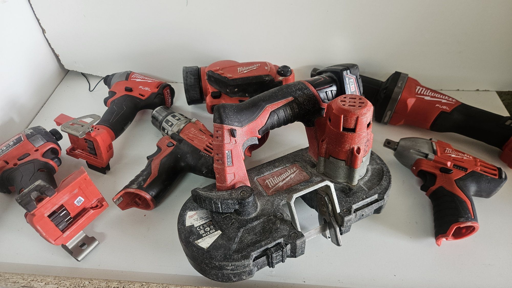 Scule milwaukee impact filetanta flex m18 baterii