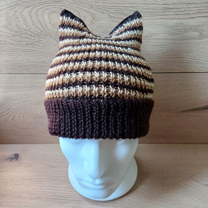 Шапки с ушками вязаные