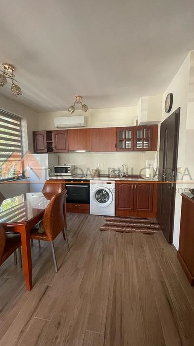 Дава се под наем Двустаен апартамент в Варна, Лятно кино Тракия - 60 кв.м за 408 € - Снимка #1