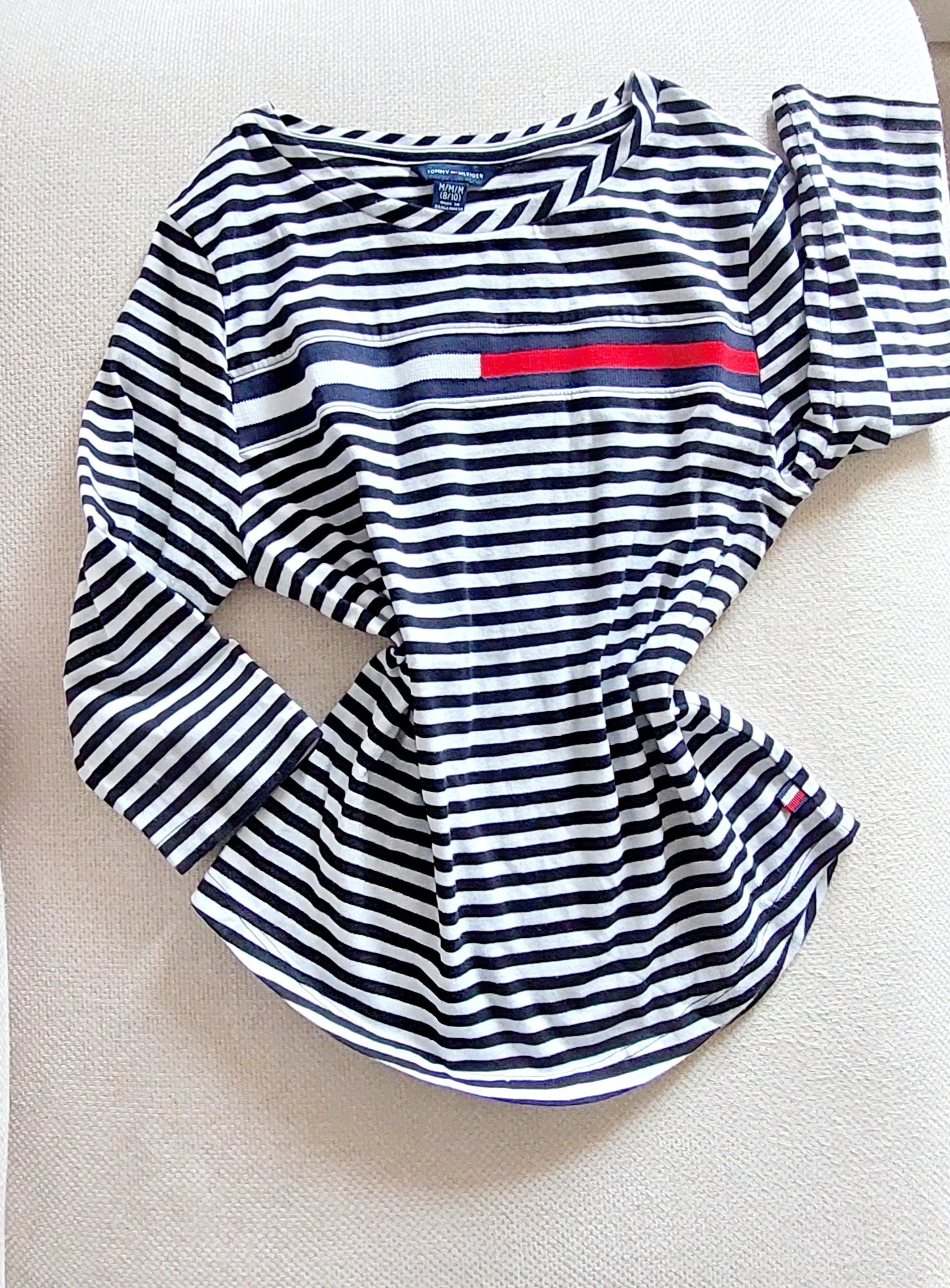 TOMMY HILFIGER нова оригинална блуза пролет/лято 8-10 г, HM къси дънки