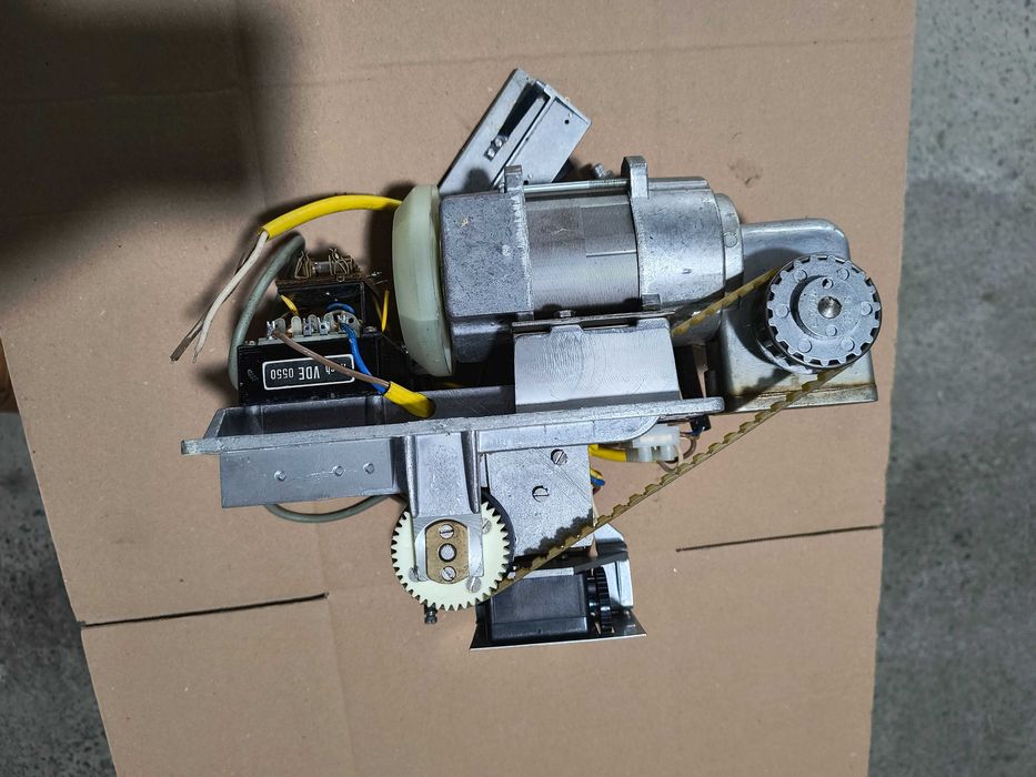 Diferite motoare 220V