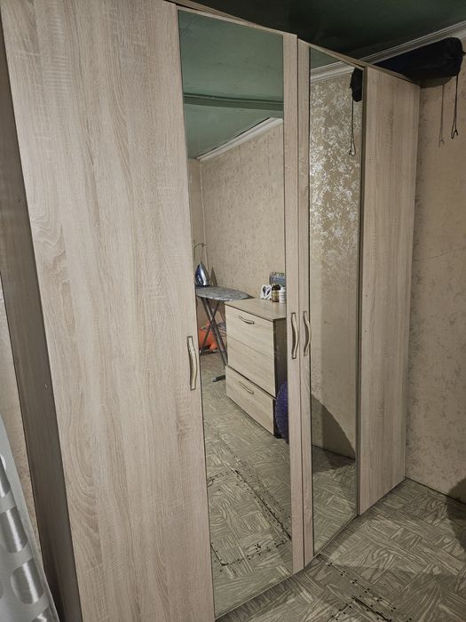 Спальный гарнитур б/у