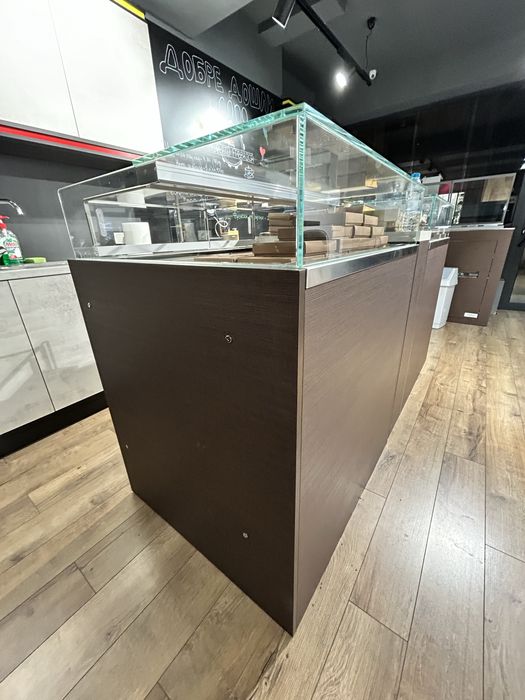 Витрина за сандвичи и сладкарство IFI DROP In