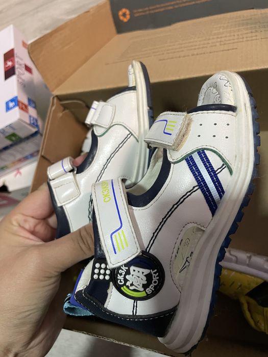 Детские сандали