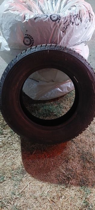 Продам зимние шины б/у