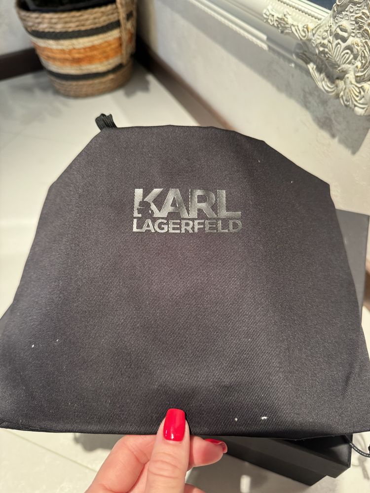 Karl Lagerfeld кецове