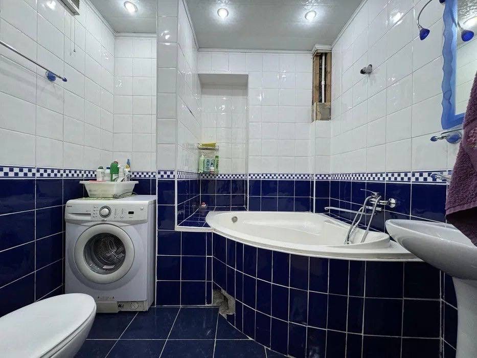 Квартира метро Космонавтов 3/2/4 65 кв.м