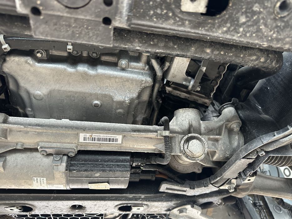 Електрохидравлична рейка за w205 Мерцедес C класа!