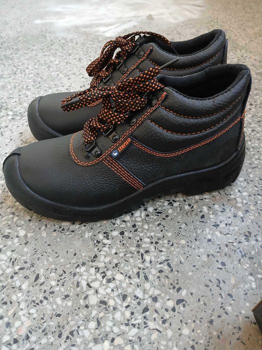 Работни обувки - Stenso