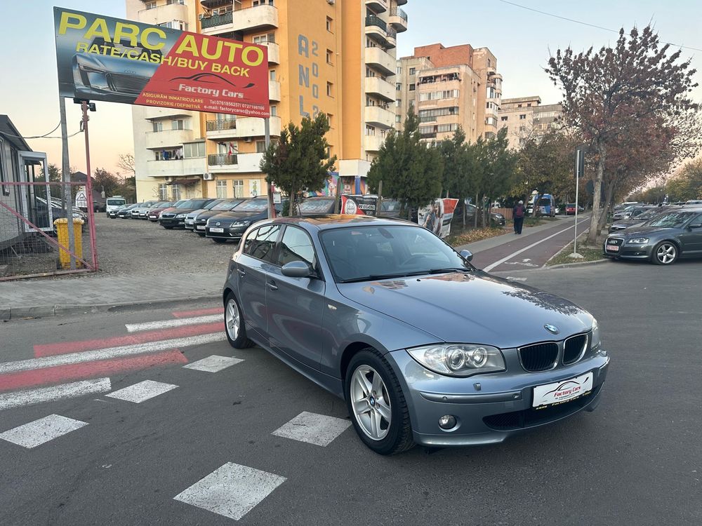 Bmw Seria 1 E 87 118 Benzina AUTOMAT BI-Xenon Navi Mare PDC Piele  Com