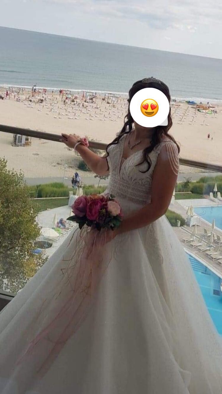 Булченска, сватбена рокля