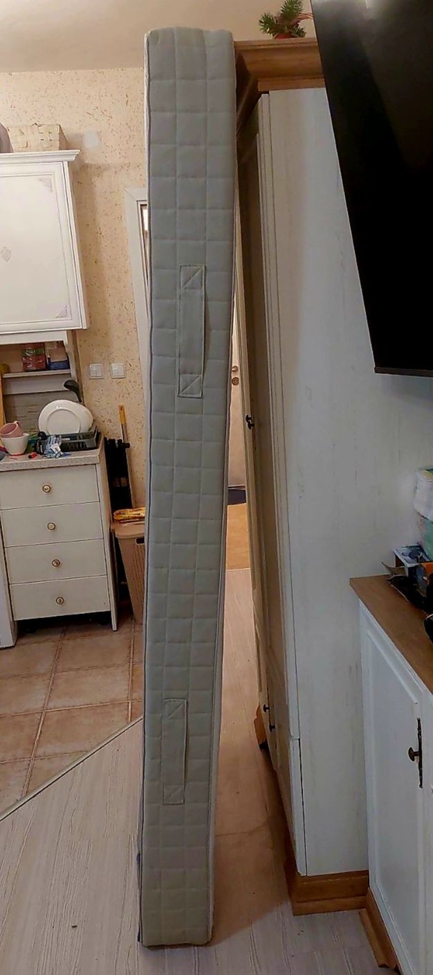 Ikea матрак 90x200cm