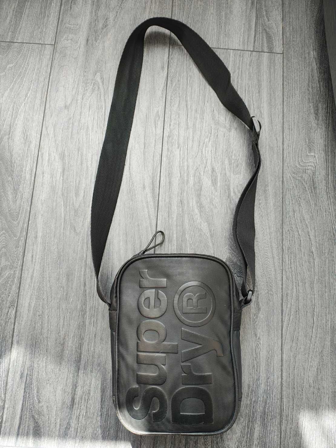 Superdry чантичка Side Bag