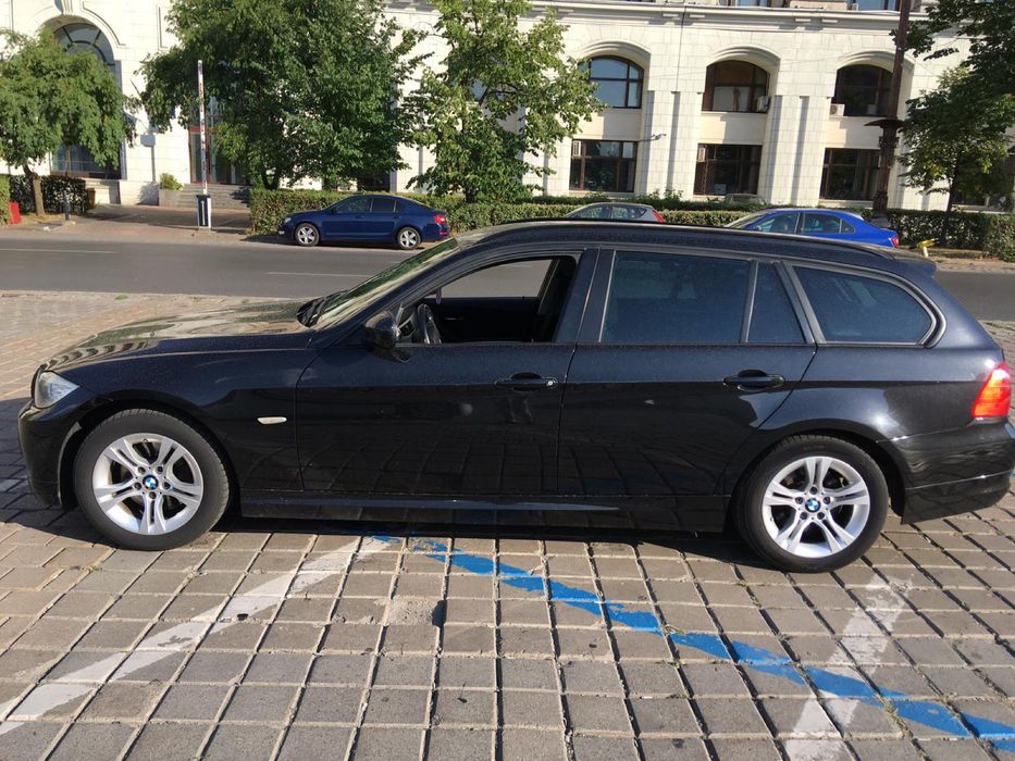 bmw e91 318d 143cp impecabil proprietar