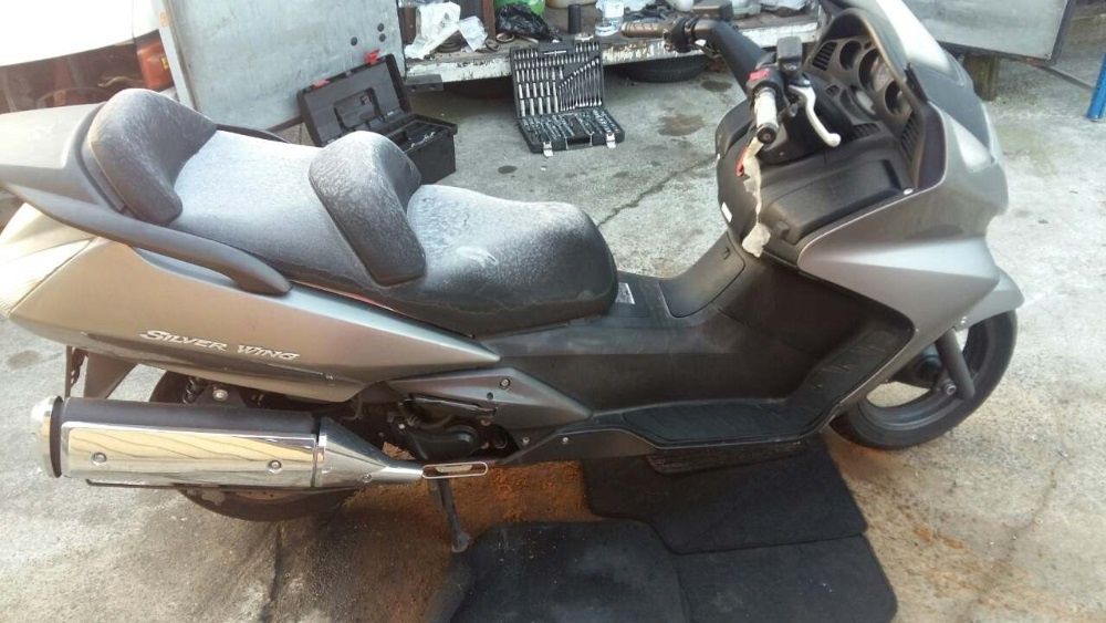 Honda Silver Wing 400i-На части