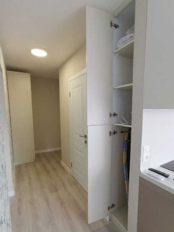 Дава се под наем Тристаен апартамент в Пловдив, Тракия - 90 кв.м за 204 € - Снимка #2