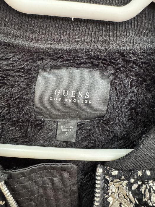 Топло палтенце Guess