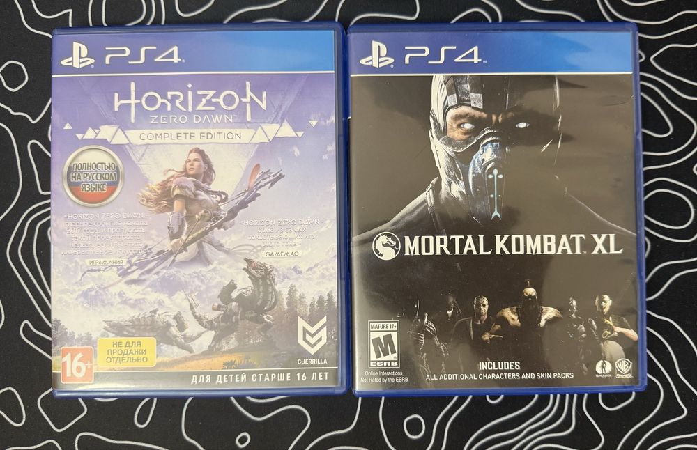 игры на playstation 4 mortal kombat XL и HORiZON zero dawn