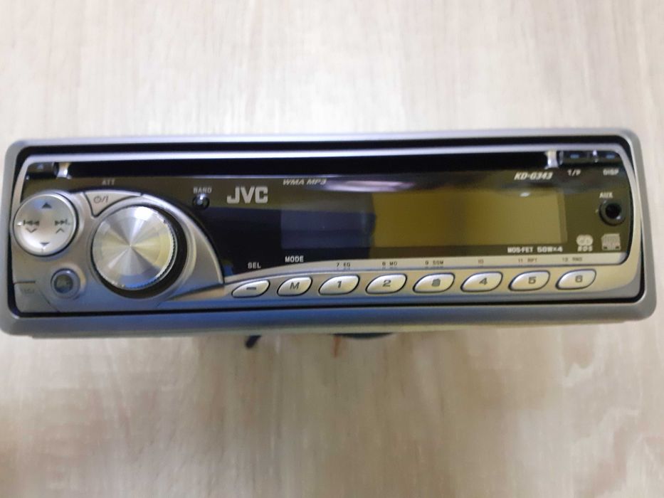 Casetofon JVC cu fata detasabila