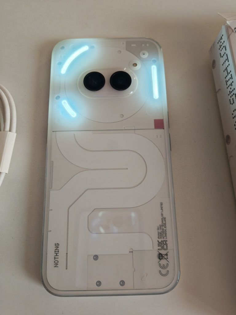 Nothing Phone 2a 12gb / 256gb