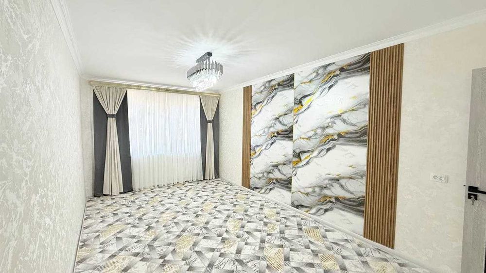 Продаётся люкс 3-комнатная квартира, 2 этаж, Согдиана, рядом мечеть!!