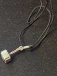 Vand Talismane Pandora Marvel noi: Thor și Loki