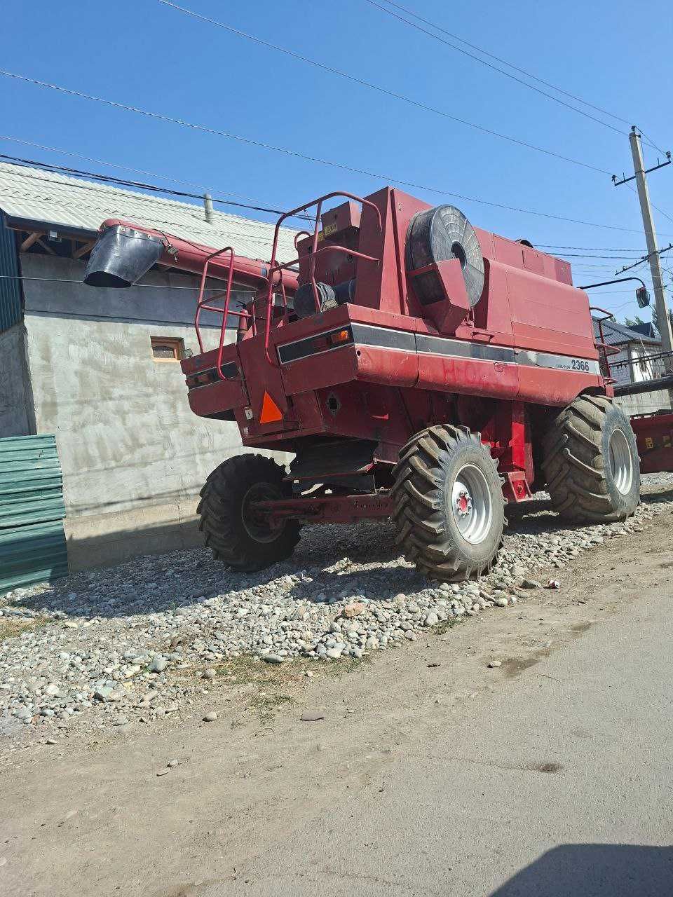 Комбайн Кейс 23 66