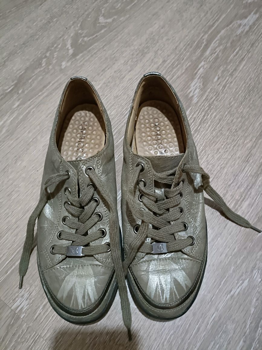 Женская обувь кеды, кроссовки, ботинки