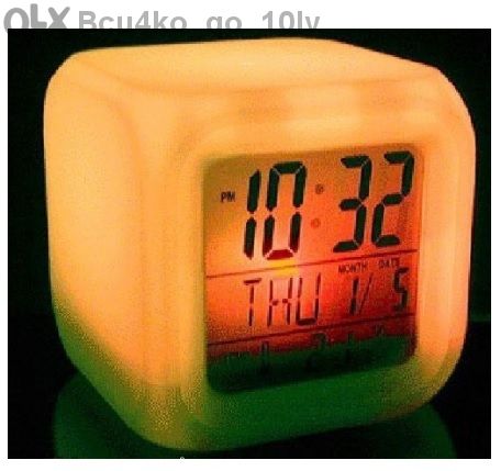7 Led часовник - будилник сменящ цвета си