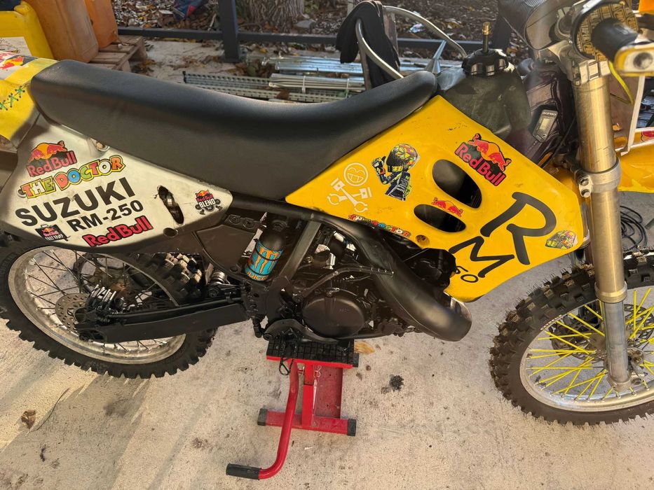 Suzuki rm 250cc 2t