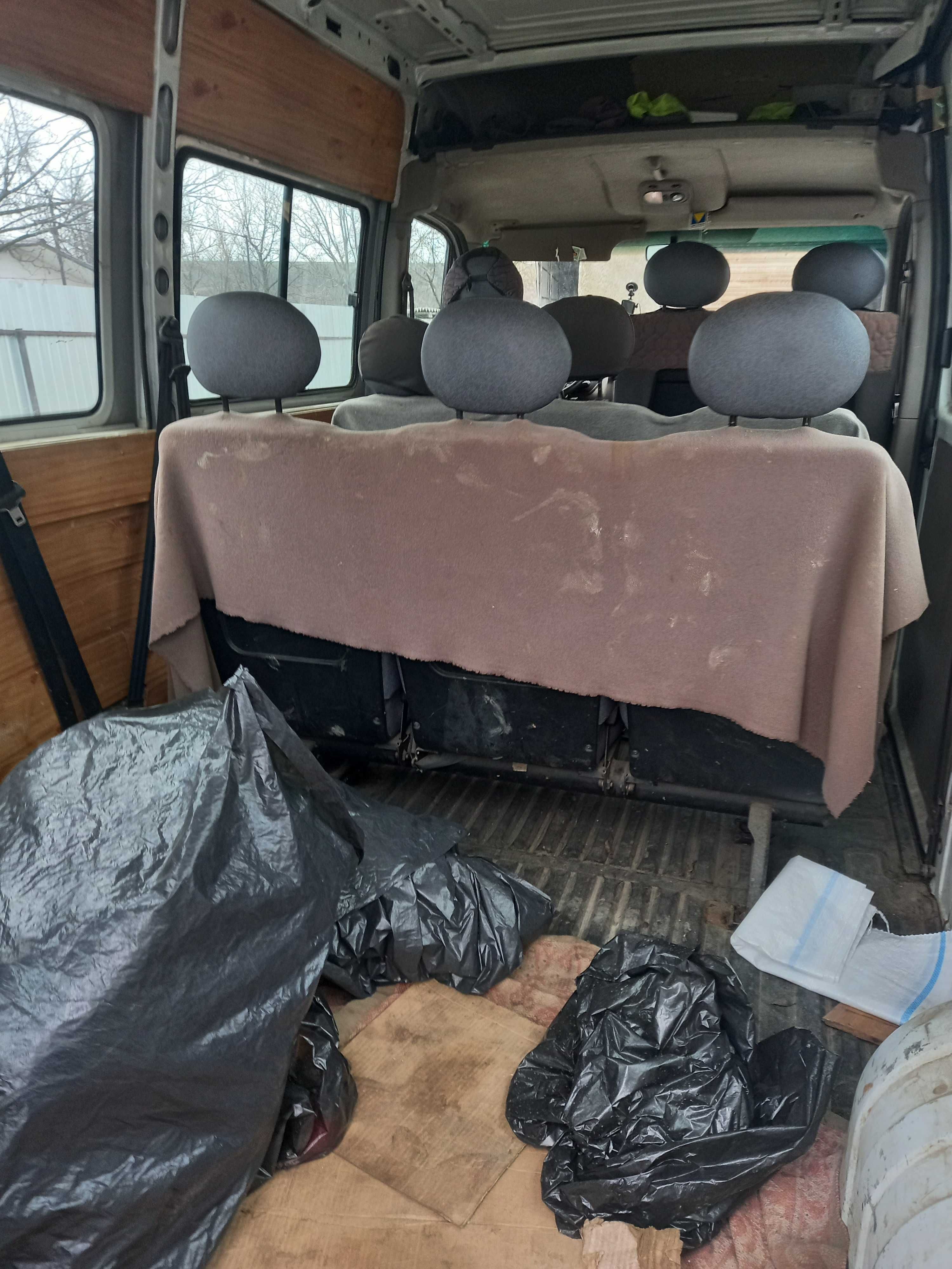Opel movanao 8+ 1