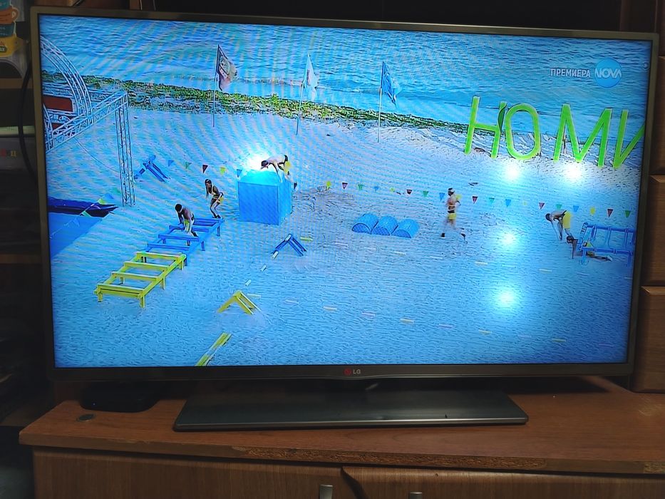 SMART LED телевизор LG 39 инча, FullHD, 3D