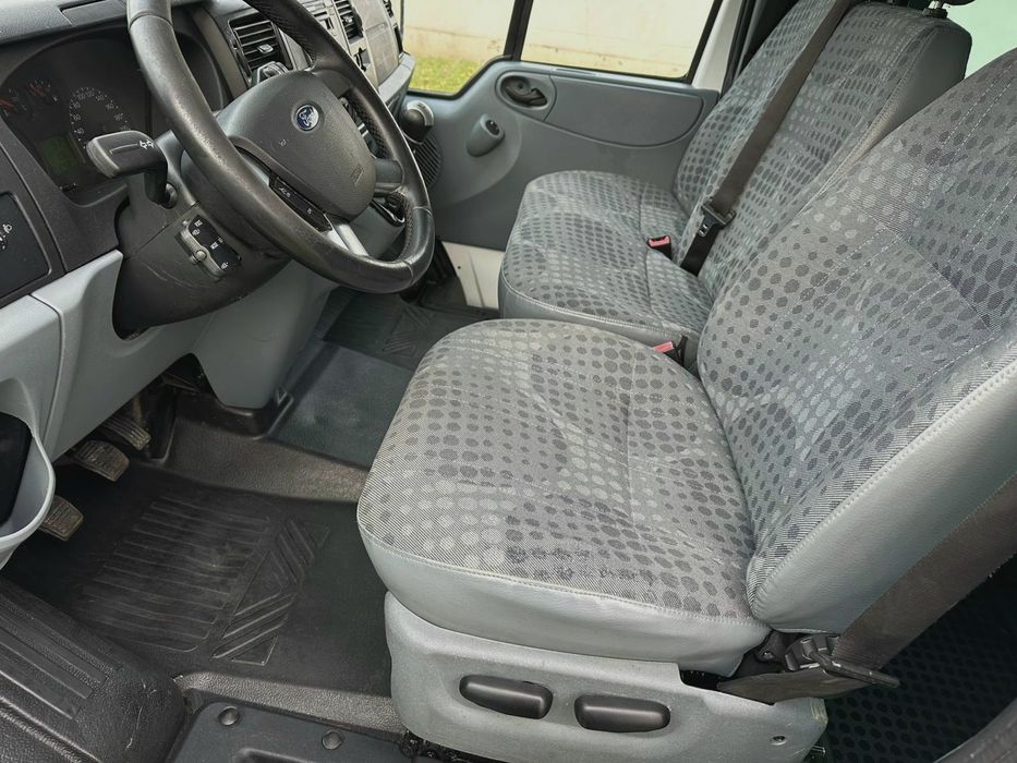 Ford transit/2012/klimă/9 locuri