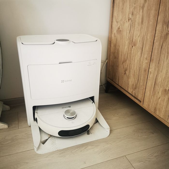 Aspirator robot EZVIZ RS2