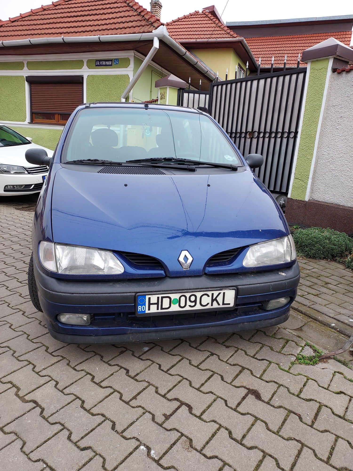 Vând Renault Megane Scenic