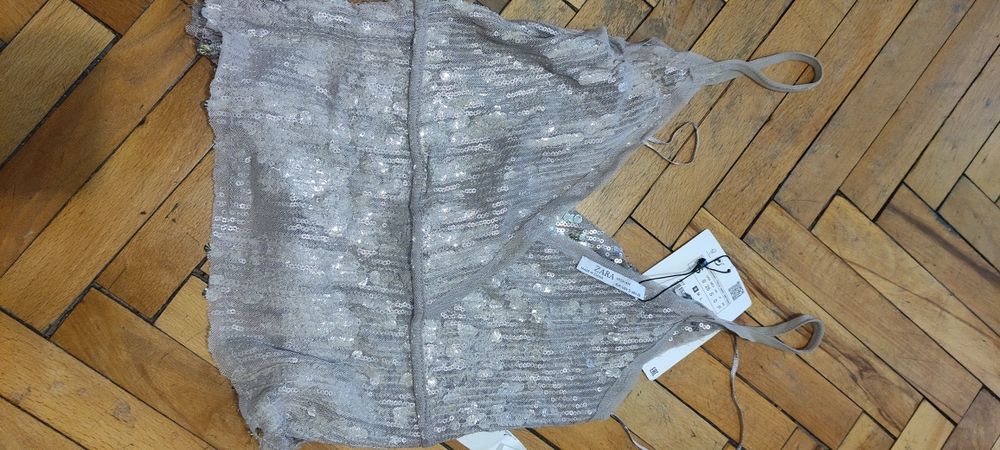 Дамски топ на ZARA