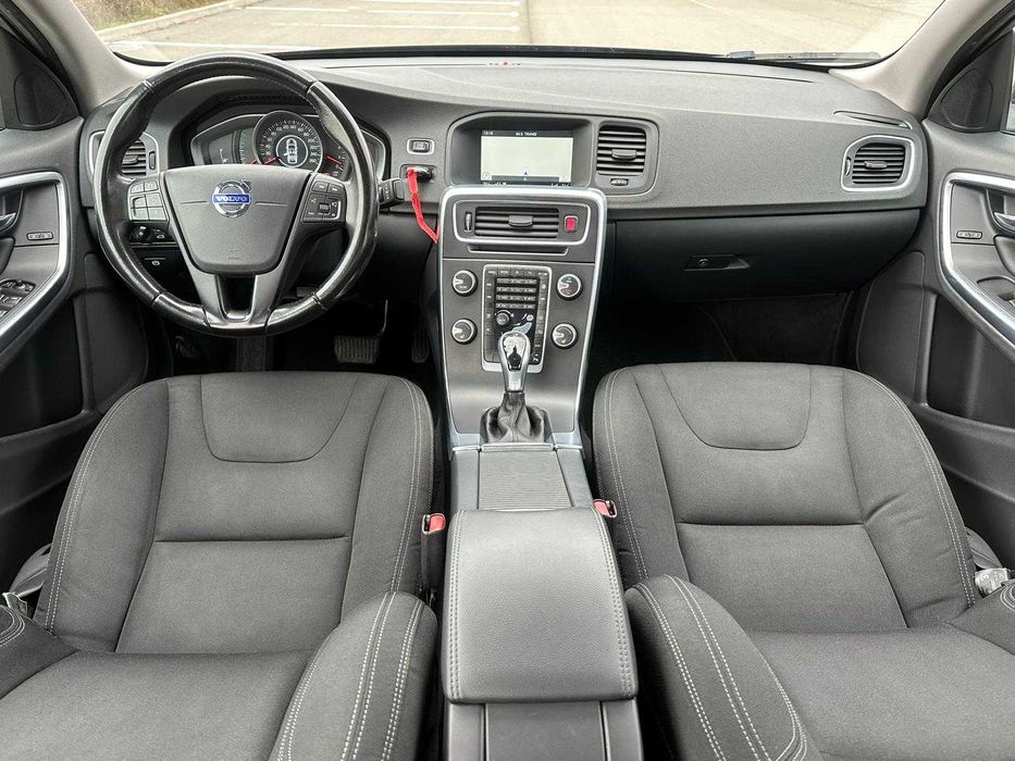 Volvo S60  2.0 D3 Kinetic 12 Luni Garantie