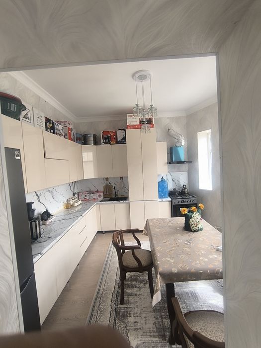 Срочно сотилади 3 сотихли Утрор сарбон туйхона