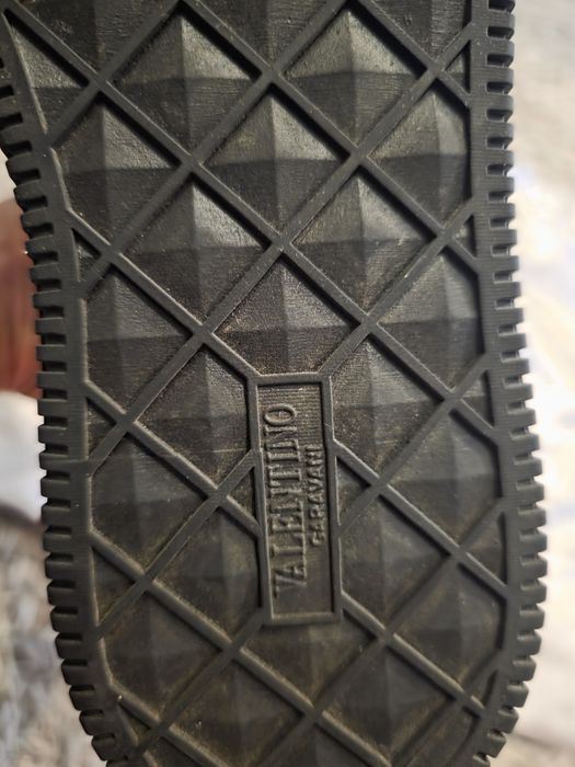 Нови V.a.l.e.n.t.i.n.o ест.кожа 39 размер