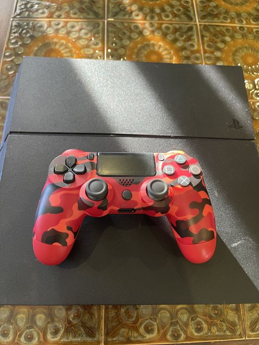 PlayStation 4 употребяван