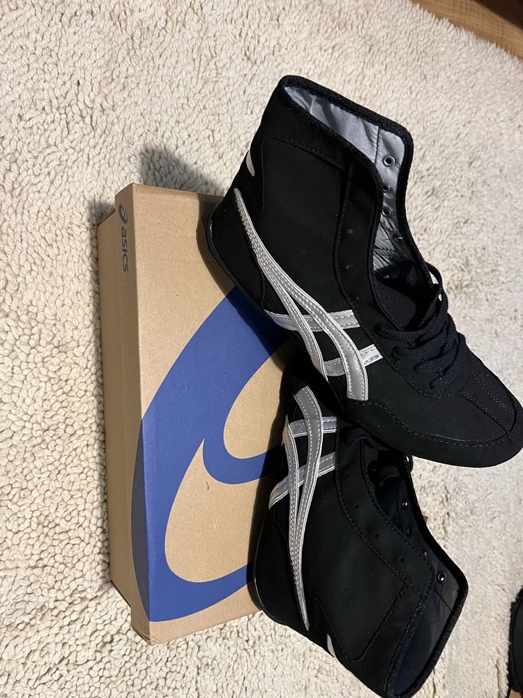 Борцовки Asics Tiger