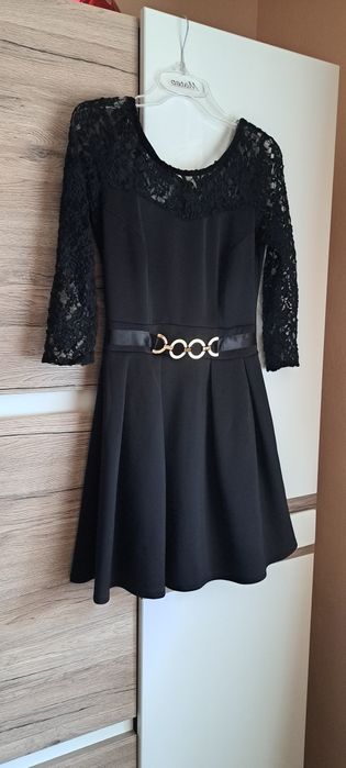 Vand rochie neagra