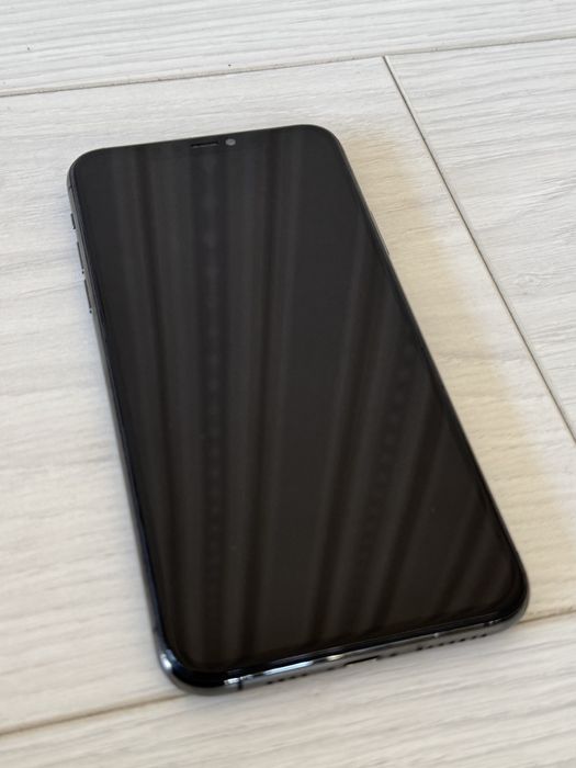 Iphone 11pro max 256gb в идеальном состояний Айфон