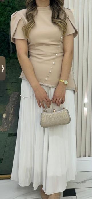 Платье женское почти новое