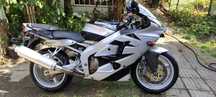 Продавам мотор  Кавазаки ZX6R