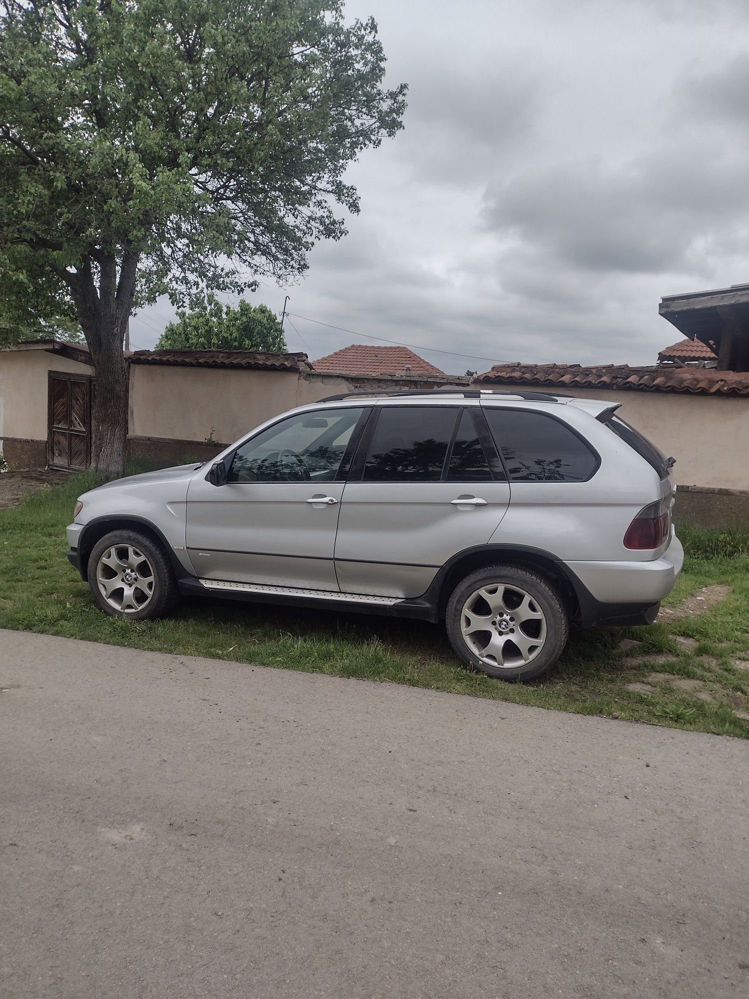 Bmw x5,3.0d...автомат.6000 лв